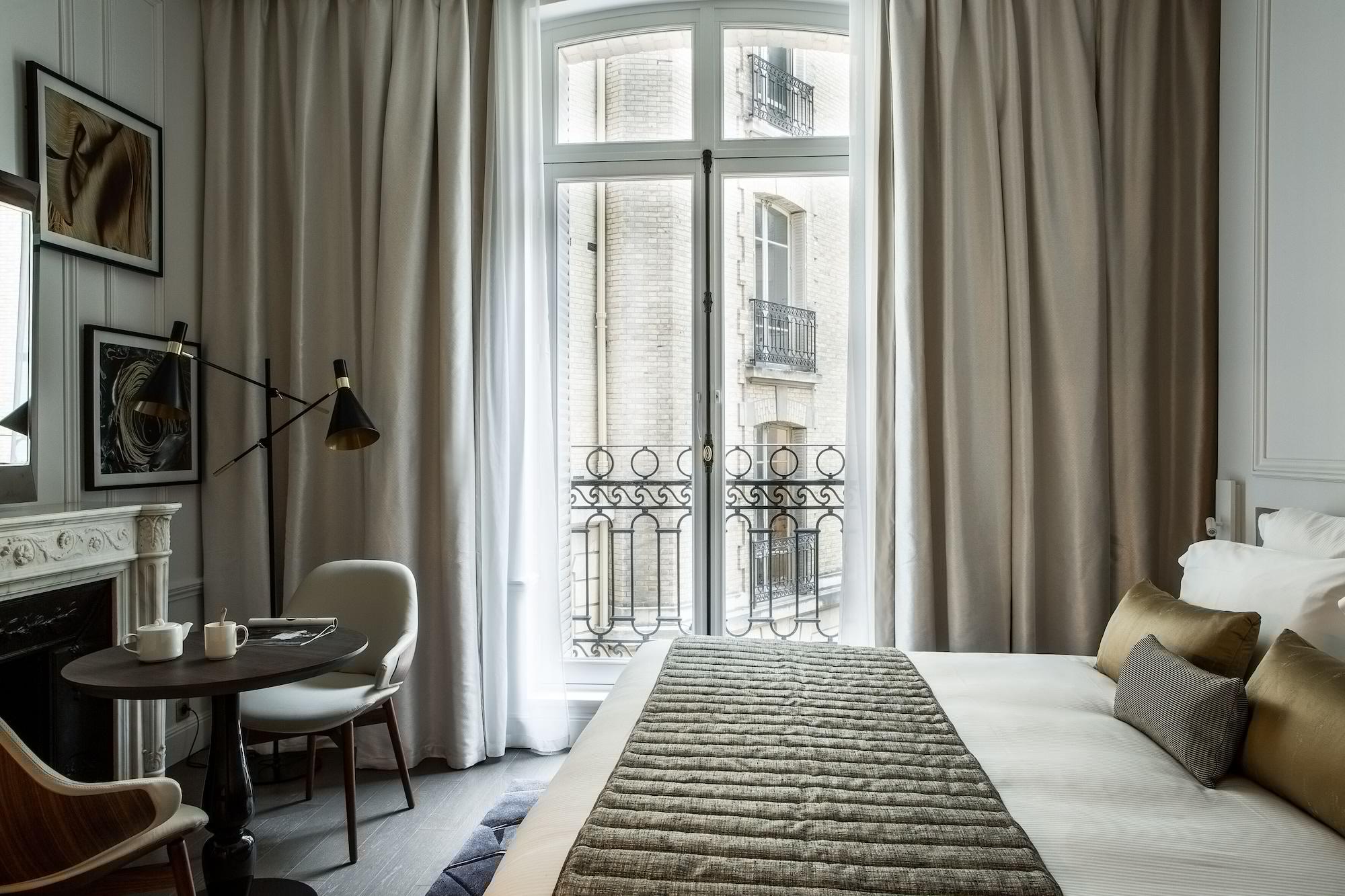 La Clef Champs-Elysees Paris By The Crest Collection Exterior photo A room at the Hotel de Matignon
